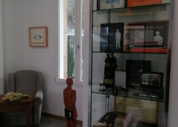 La asociación cultural Évame – Oroza presenta su local y anuncia la creación de un premio literario en su honor
