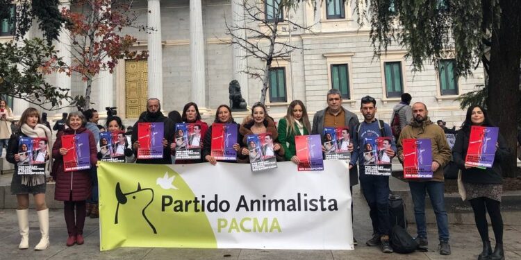 Concentraciones en Vigo y A Coruña contra la exclusión de los perros de caza de la Ley de Bienestar Animal