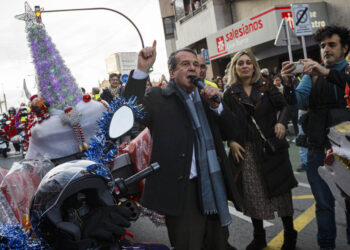 Caballero pone cifras a la Navidad de Vigo: «Este año estamos en torno a los 3 millones de personas»