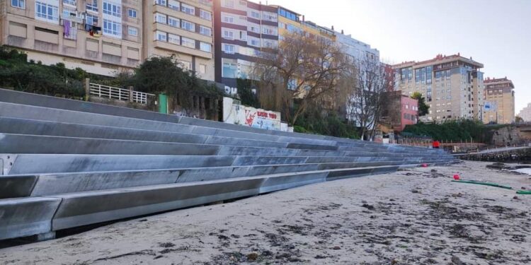El Concello de Vigo reanuda las obras del paseo de Bouzas y la Gran Vía sin aclarar cuándo las acabará