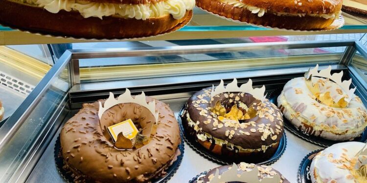Cómo elegir el mejor Roscón de Reyes y 5 propuestas artesanas en Vigo con las que acertar seguro