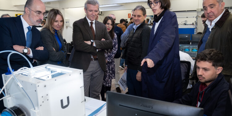 Rueda asegura que no se está buscando sustituto para Almuiña en la Autoridad Portuaria de Vigo