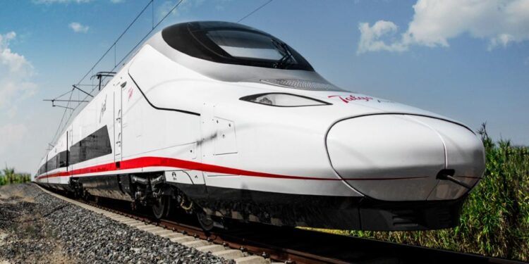 Galicia pide al Gobierno siete trenes Avril, dos de ellos para Vigo, y más frecuencias con Madrid