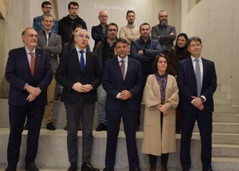 A UVigo alíase con Telespazio para impartir un mestrado dual pioneiro en España en tecnoloxía xeoespacial