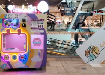 Tecnología y dulzura se unen en Vigo con los robots expendedores de algodón de azúcar más innovadores