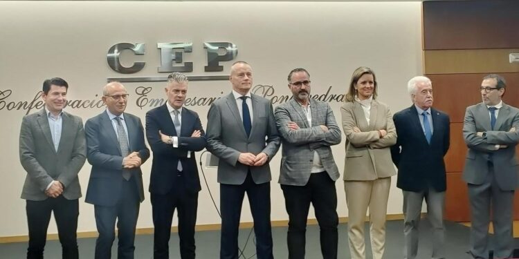 Jorge Cebreiros presenta su candidatura y la de su equipo para repetir al frente de la patronal de Pontevedra