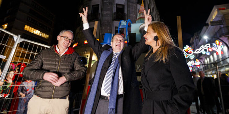 El Meco abre el Carnaval de Vigo con los hitos de Abel Caballero: Navidad, rampas, Halo…