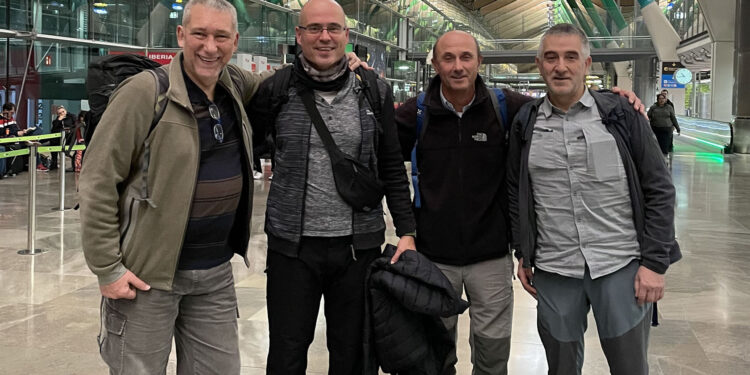 Investigadores do CIM-UVigo regresan á Antártida para estudar por vez primeira o efecto da radiación ultravioleta nas macroalgas