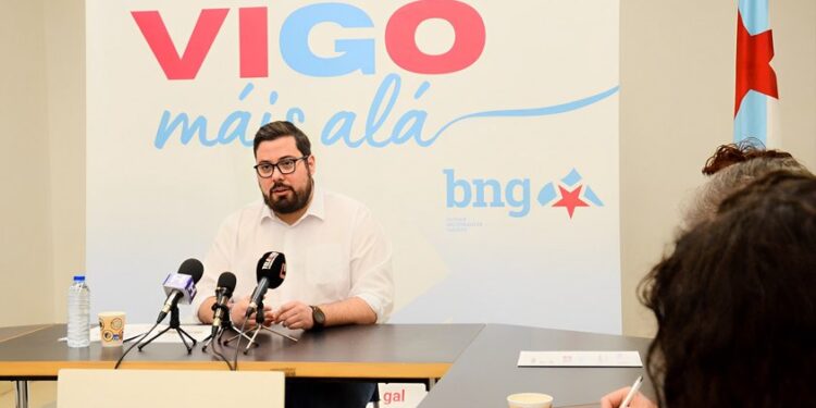 El concejal del BNG presenta las bases del programa del partido