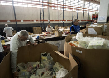 El Banco de Alimentos de Vigo cerró 2022 igualando cifras de reparto pero con mejor comida y menos desperdicio