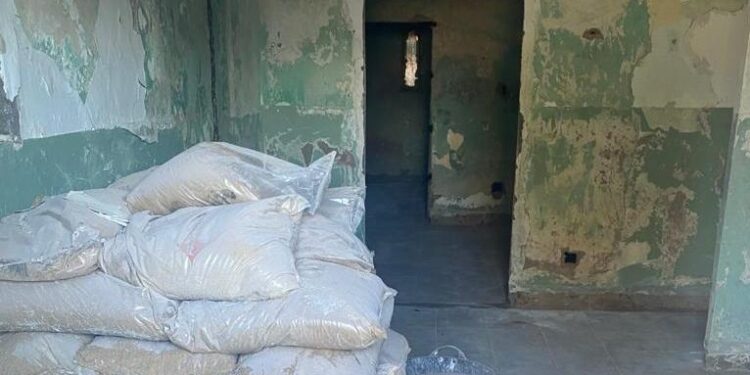 Caballero quiere ahora un baño en la ETEA y acusa a la Xunta, que lo está construyendo, de tratar de impedirlo