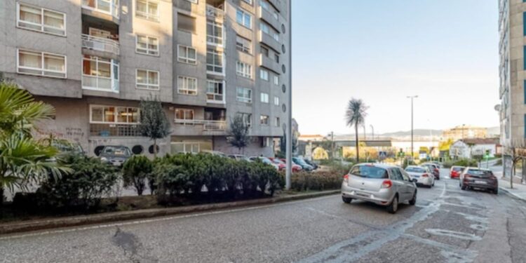 Una persona muere en Vigo al caer de una ventana al patio interior de un edificio