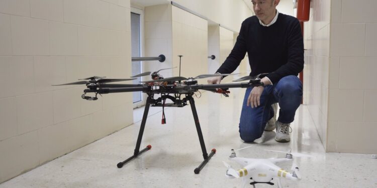 La UVigo lidera un proyecto para usar drones en el mantenimiento de parques eólicos marinos