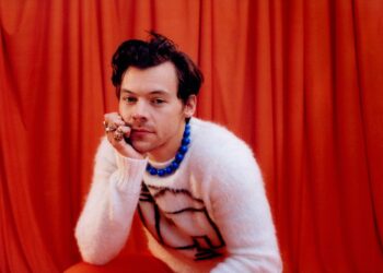 Caballero se anota el nombre de Harry Styles tras el desmentido de la Xunta: “Me encanta”