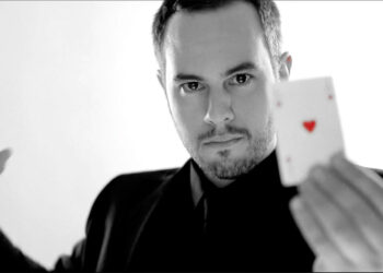 Jorge Blass ya programa dos funciones de su nuevo espectáculo de ilusionismo en Vigo para este año