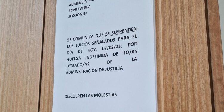 La huelga de letrados suspende el juicio en Vigo contra un acusado de imprimir y utilizar billetes falsos