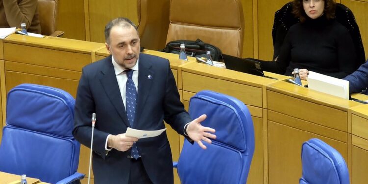 La Xunta dice que no hay Urgencias en Moaña porque los profesionales las “prefieren” unificadas en Cangas