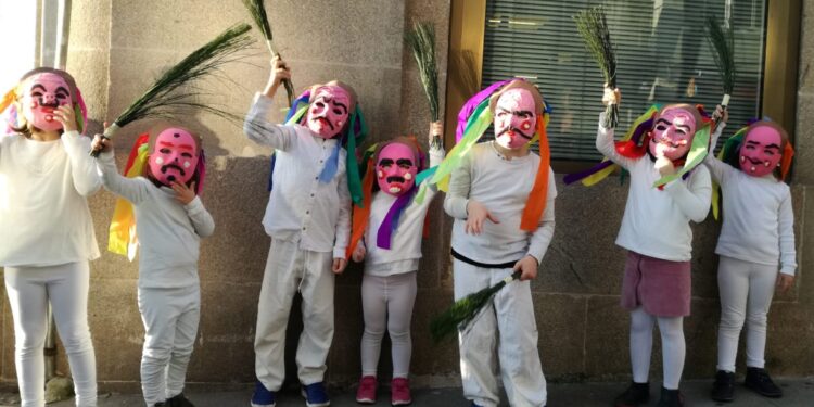 La VI Merdeirada Cativa de Vigo bate récord de participación en el Carnaval 2023: horarios y actividades