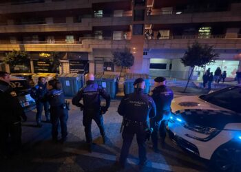 Un herido en una reyerta multitudinaria en Travesía de Vigo