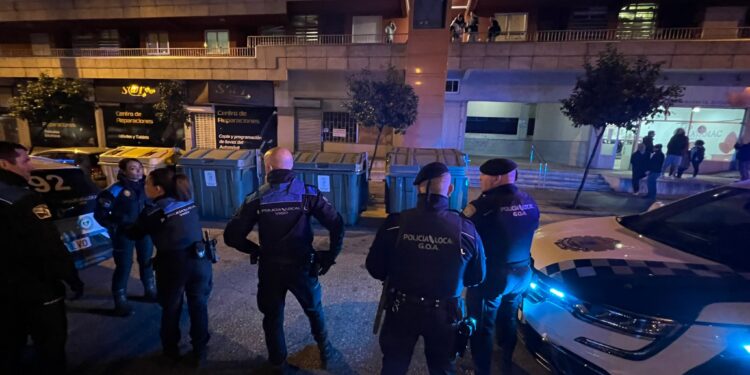 Un herido en una reyerta multitudinaria en Travesía de Vigo