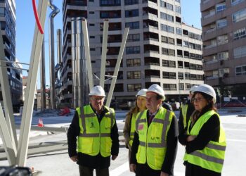La “autónoma” plaza Fernández del Riego cumple un año de obras con vistas a estrenarse “en abril”