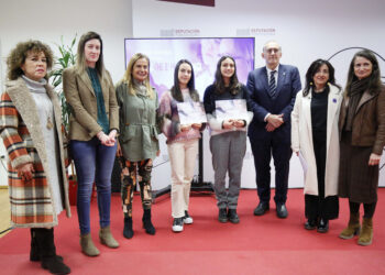 Cuatro jóvenes reciben el premio Girl GeekCovid por avanzar hacia la igualdad en carreras científicas