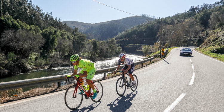 El Vigo-Rías Baixas abre la temporada con un podio en Portugal