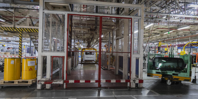 Stellantis Vigo extiende sus paradas de producción en el sistema 1, que no trabajará el lunes