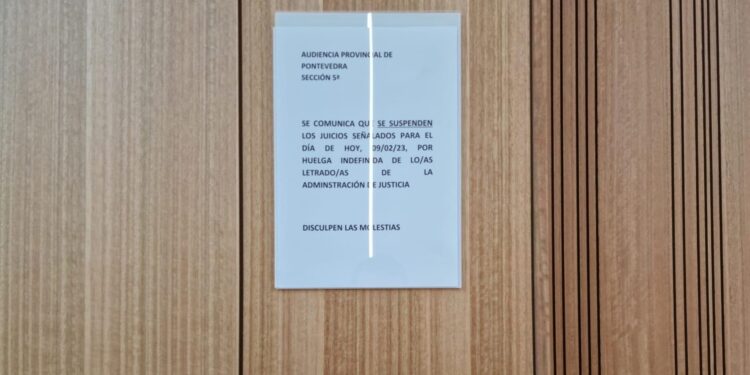 Suspendido por la huelga de letrados el juicio contra un acusado de violar a una menor en Vigo