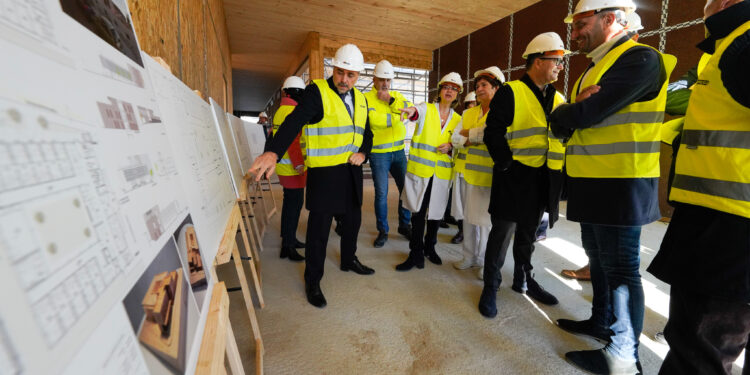 La ampliación del centro de salud de O Porriño, que llega al 30% de ejecución, acabará este año