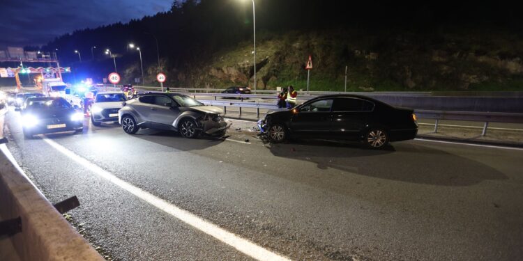 vehículo sentido contrario autopista del atlántico rande peaje vilaboa
