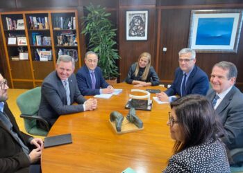 Ethel Vázquez: «Sorprende que el secretario de Estado venga a Vigo y solo hable con el alcalde»