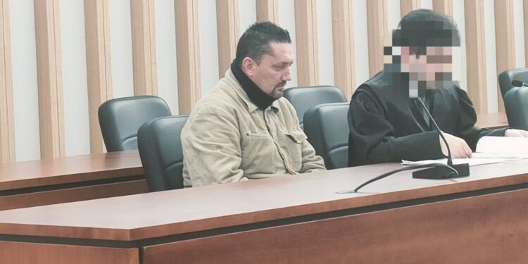 El jurado considera al acusado del crimen de Chapela culpable de asesinato con dolo eventual