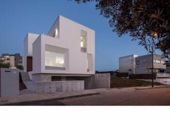 El nuevo Centro de FP de Ourense y viviendas de Vigo y Santiago, entre los premiados por el Colexio de Arquitectos