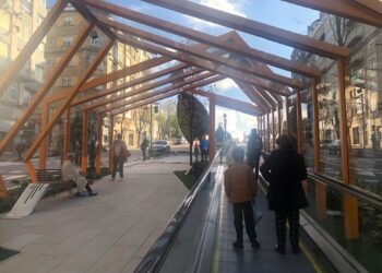 Concello de Vigo por la iniciativa de las rampas rodantes de la Gran Vía, además de la desaparición de otras barreras arquitectónicas que se han salvado con ascensores y escaleras mecánicas