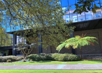 edificio que albergaba el centro de datos de la antigua Caja de Ahorros Municipal de Vigo, en la Rúa López Mora