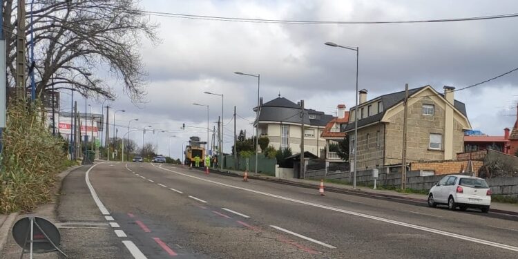 El Concello de Vigo inicia el asfaltado de la Avenida de Europa y prepara más mejoras del firme en la ciudad
