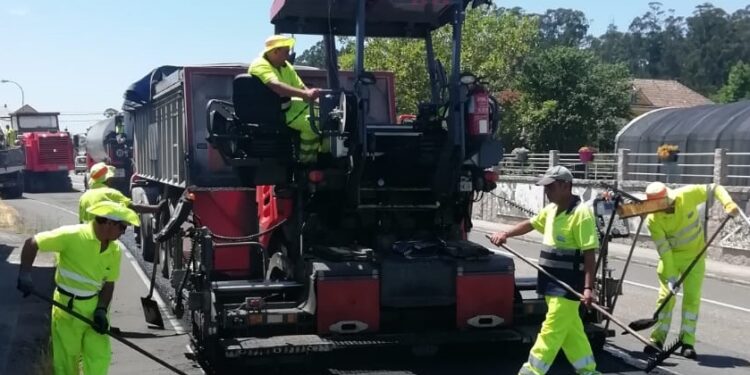Vigo aprueba el asfaltado de 18 calles en el rural y la colocación de 33 pasos resaltados