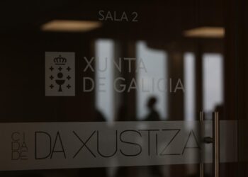 Anulado el despido de una empleada que aprovechaba ausencias médicas para hacer compras en Vigo