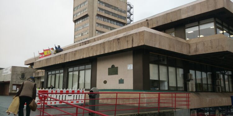 Un juez vuelve a anular el plan de formación del Ayuntamiento de Vigo y le afea que lo elabore solo