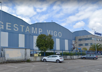 Un trabajador pierde una mano mientras manipulaba una máquina en una planta de O Porriño