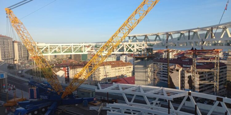 Las restricciones de tráfico por las obras del ascensor Halo se prolongarán hasta la próxima semana