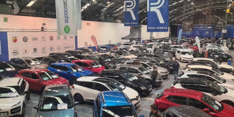 Unos mil vehículos usados se darán cita a partir del jueves en MotorOcasión Vigo: horarios y entradas