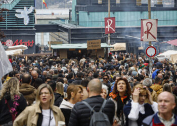 El Casco Vello de Vigo recibe un aluvión de «reconquistadores» antes de su día grande