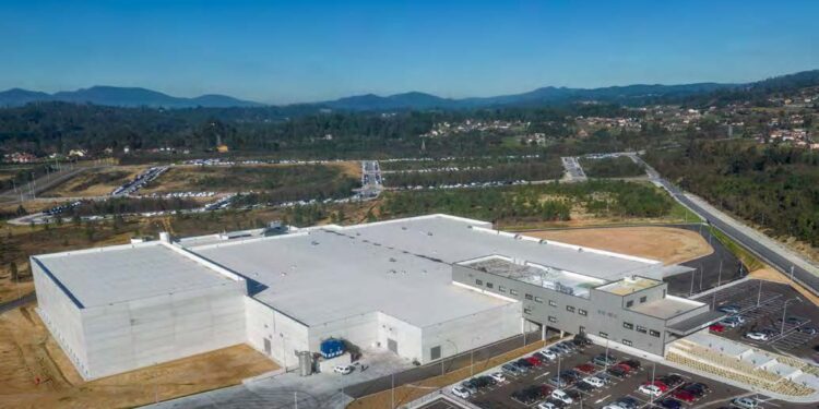 Albo inaugura su nueva fábrica de conservas en Salvaterra-As Neves