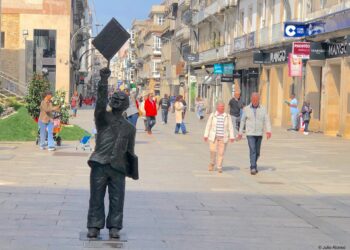 Castro vuelve a la Rúa do Príncipe