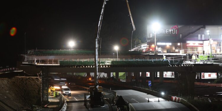 Cortada la A-55 por las obras en la autovía Tui-A Guarda