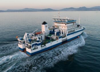 El IEO comienza en Vigo dos campañas de estudio de la biomasa de sardina y otros pequeños pelágicos