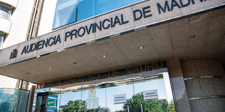 Al banquillo desde el lunes los ladrones acusados del crimen del exconsejero delegado de Barreras