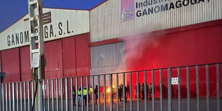 Trabajadores y administradores concursales de Ganomagoga interrumpen el ERE durante nueve días
